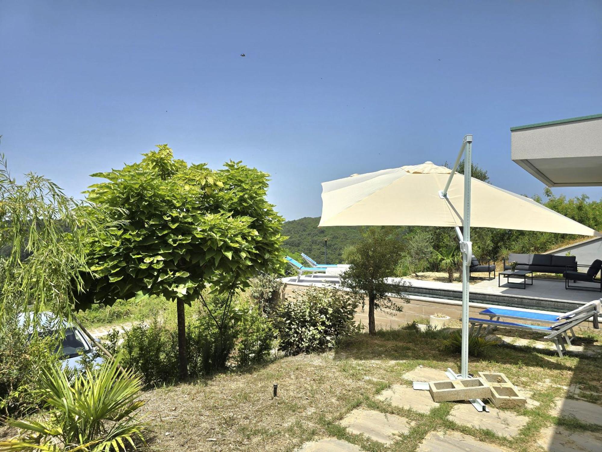 Holiday home Sea View With Pool