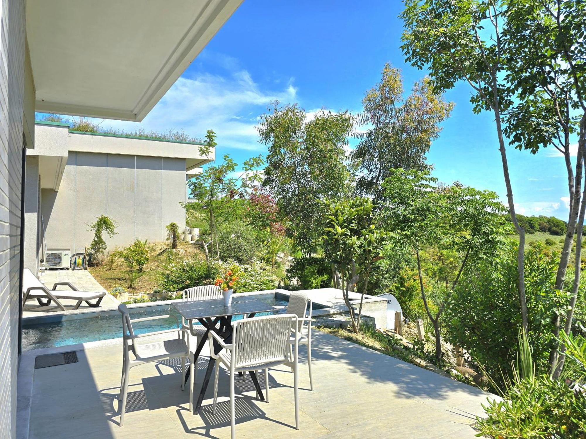 Holiday home Sea View With Pool