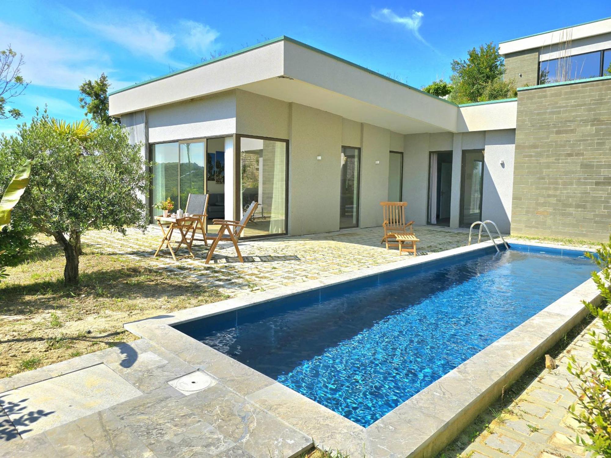 Sea View With Pool Durres