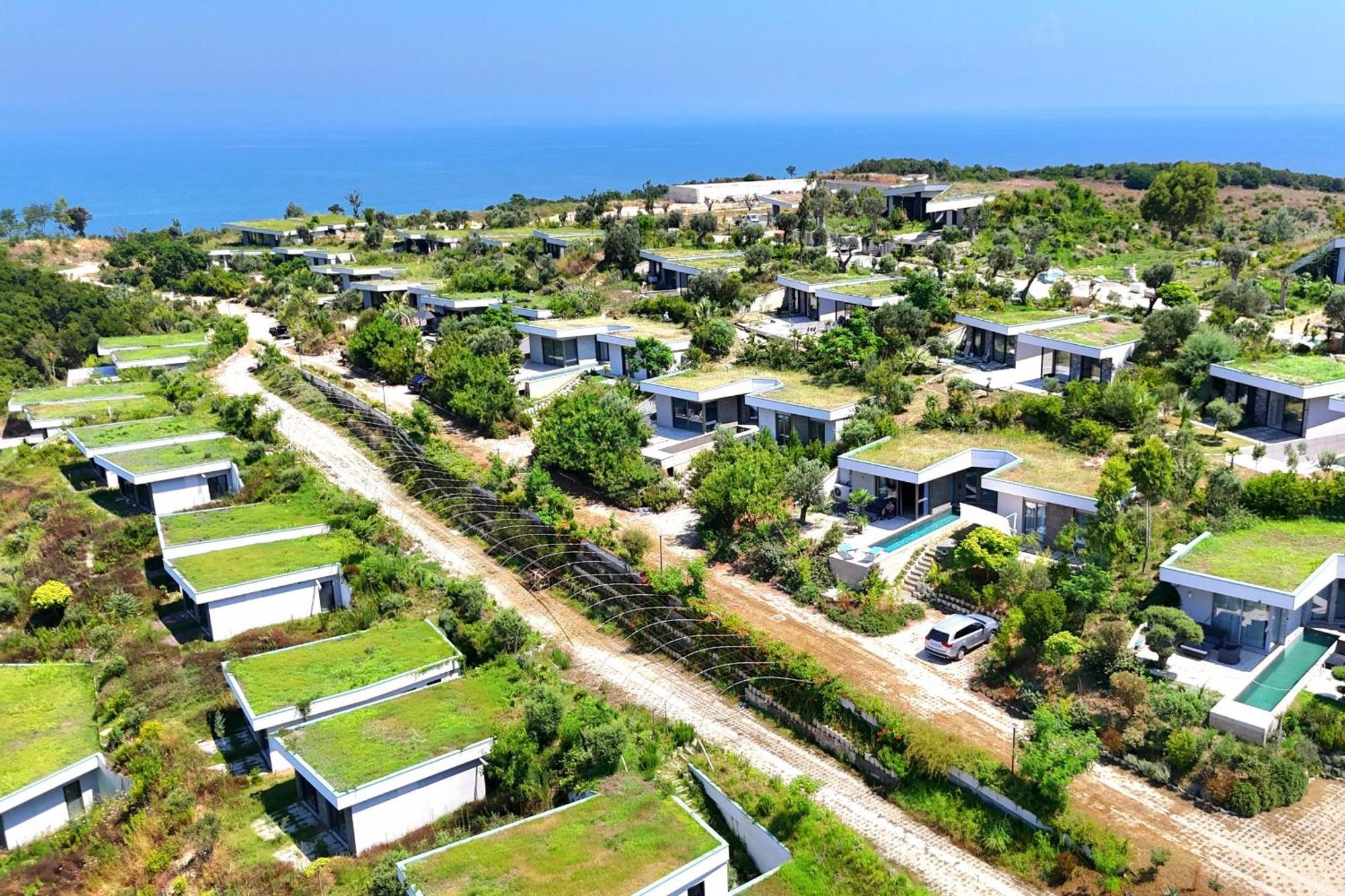Sea View With Pool Holiday home *